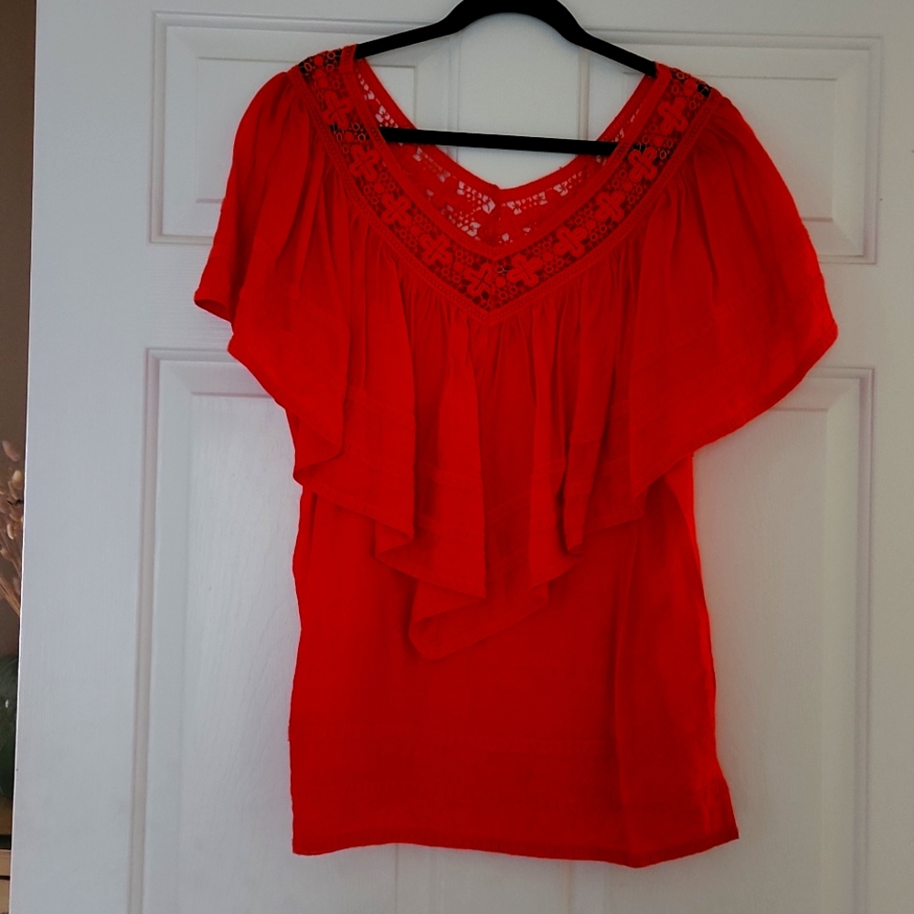 On or off shoulder cotton lace ruffle top